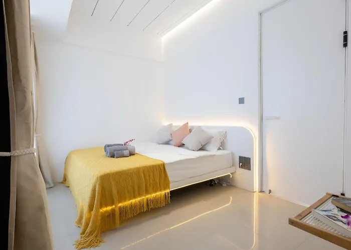 Ratchada Retreat Boutique Apartment